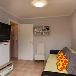 Lolo - Two Bedroom With Loggia And Street View Apartament Dubrownik