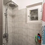 Lolo - Two Bedroom With Loggia And Street View * Dubrownik