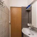 Lolo - Two Bedroom With Loggia And Street View Apartament