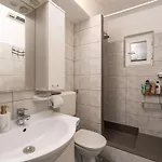 Lolo - Two Bedroom With Loggia And Street View Dubrovnik