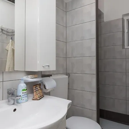 Appartamento Lolo - Two Bedroom With Loggia And Street View Ragusa