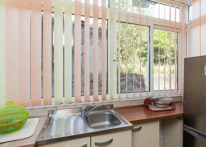 Lolo - Two Bedroom With Loggia And Street View דוברובניק