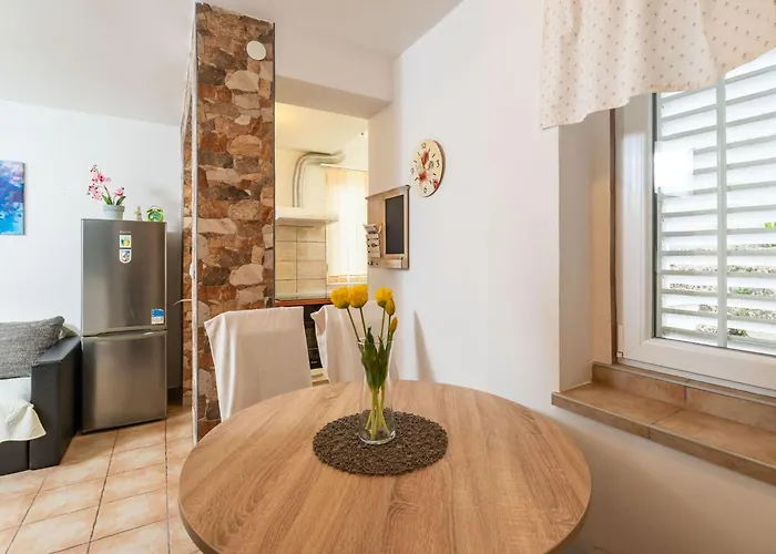 Lolo - Two Bedroom With Loggia And Street View * 杜布罗夫尼克