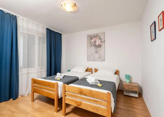Lolo - Two Bedroom With Loggia And Street View 杜布罗夫尼克